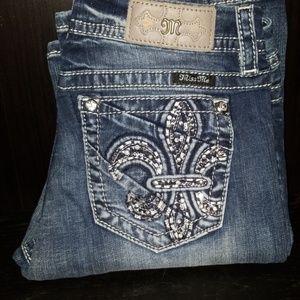 Miss Me Boot Cut Fleur de Lis Jeans Size 28 - Inseam 33